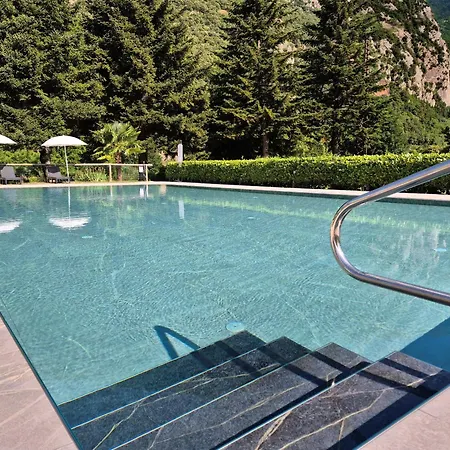 Miralaghi Hotel